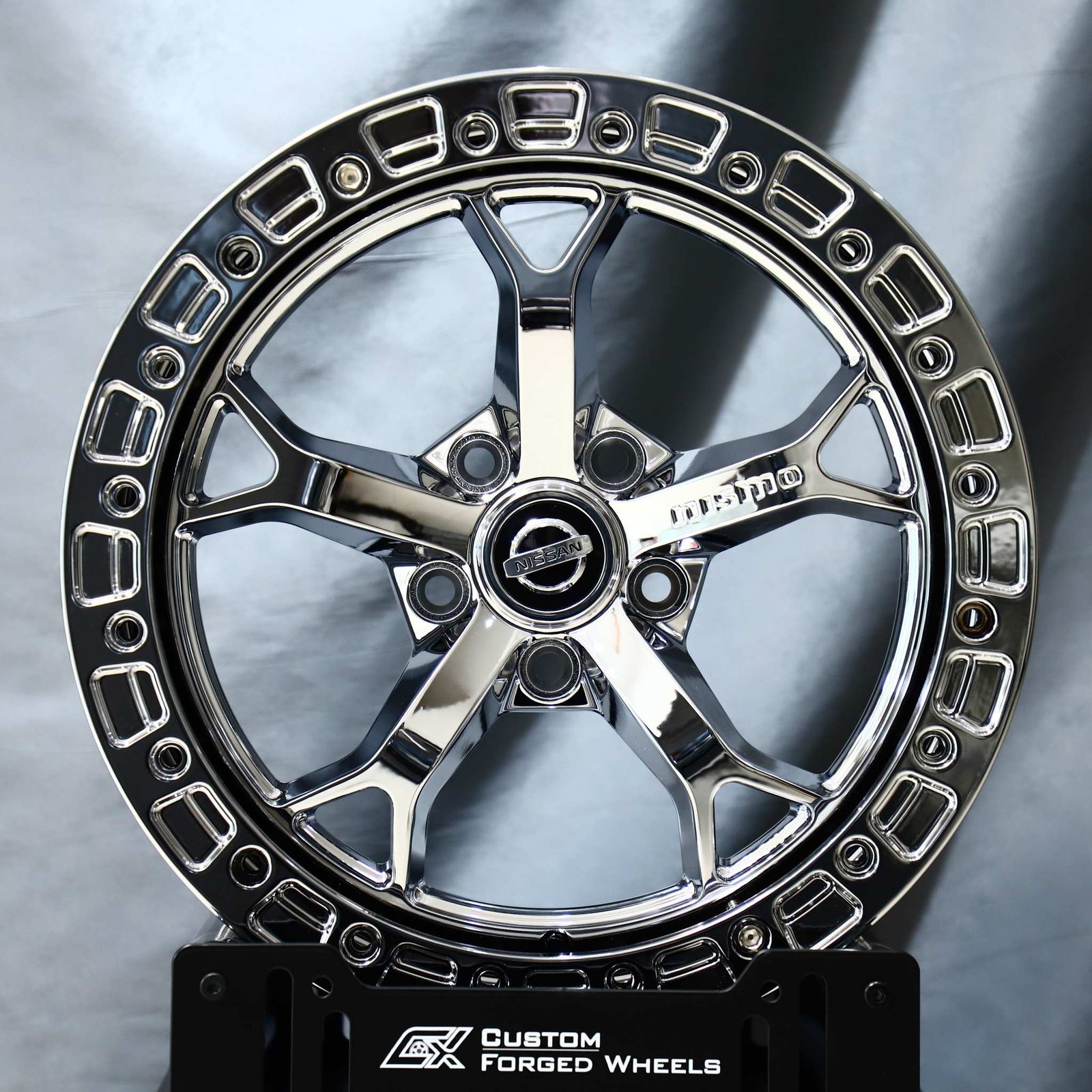 Nissan GT-R wheels – Nissan Nismo Chrome 5-Spoke Beadlock, front view