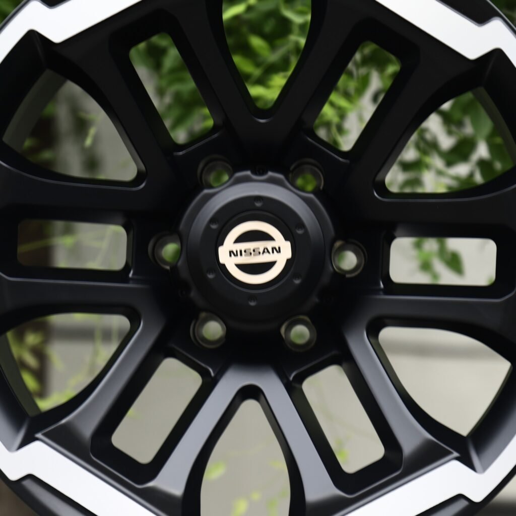 Nissan Titan wheels – Black / Machined 6 Y-Spoke (Nissan OEM-Style), lip and barrel detail
