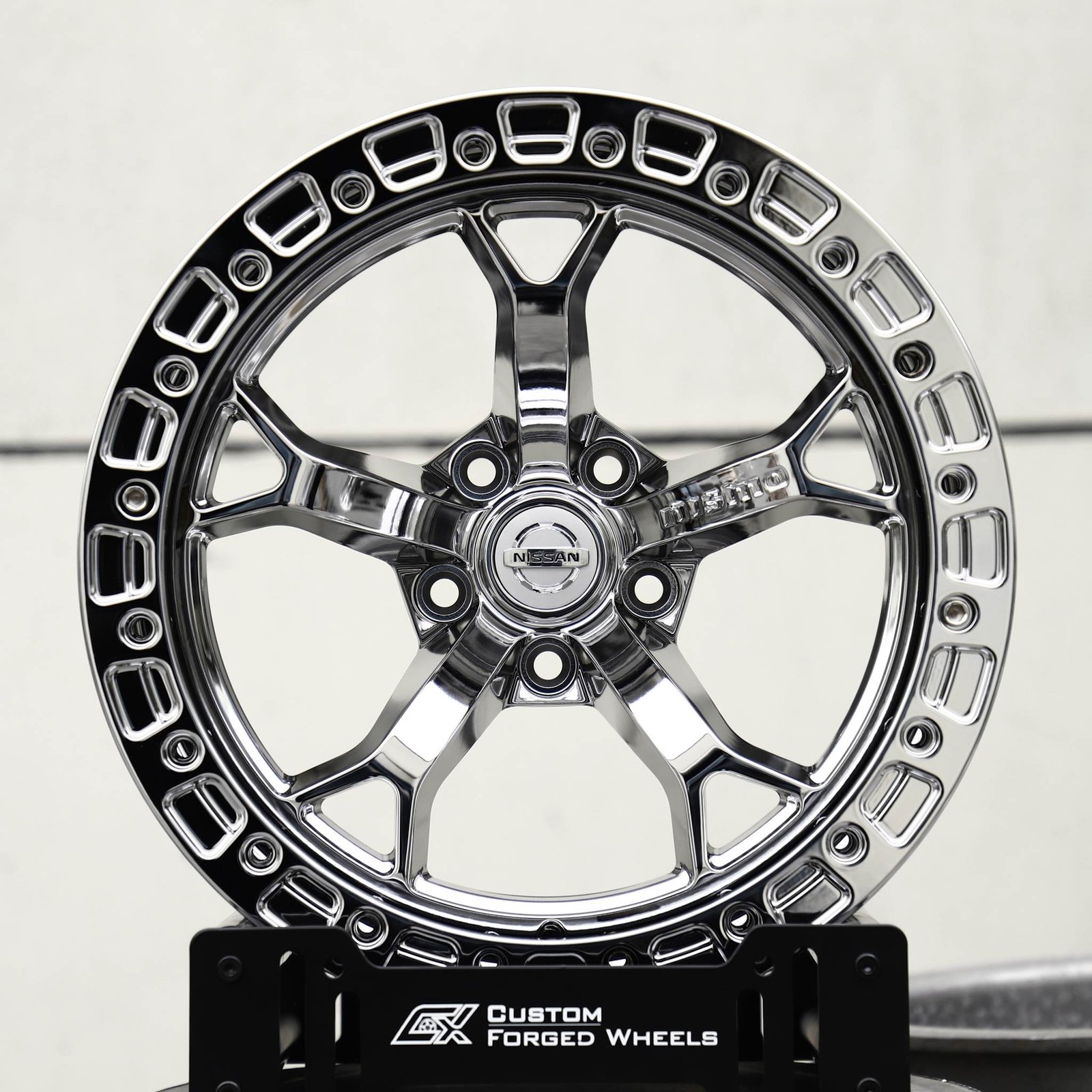 Nissan GT-R wheels – Chrome 5 Y-Spoke Beadlock (Nissan OEM-Style), front view
