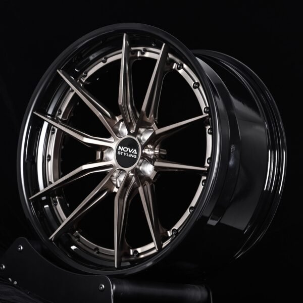 Audi A6 wheels – Nova Gloss Black / Machined Multi-Spoke Polished Lip 2-Piece, front view