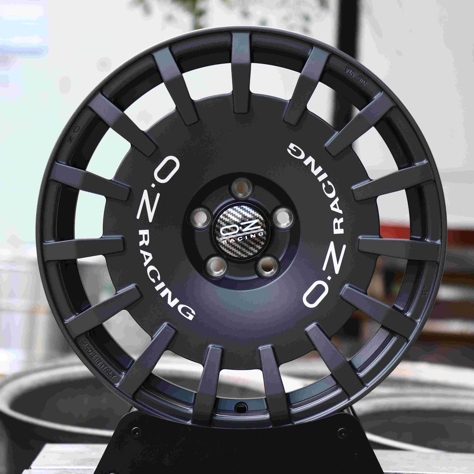 Volkswagen Golf R wheels – O.Z Racing Matte Silver Semi-Full-Face, front view
