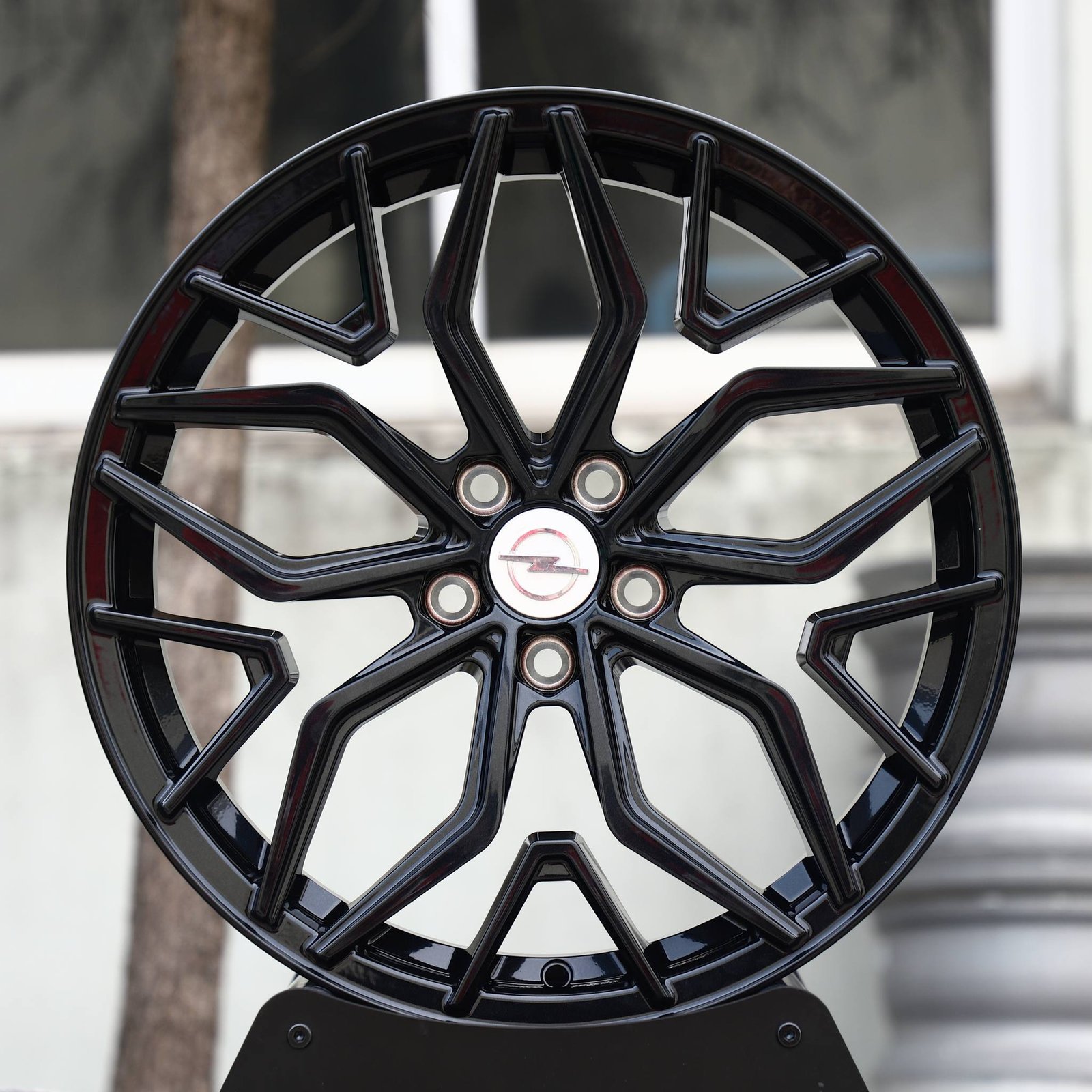 Opel Astra wheels – Gloss Black Multi-Spoke (Opel OEM-Style), front view
