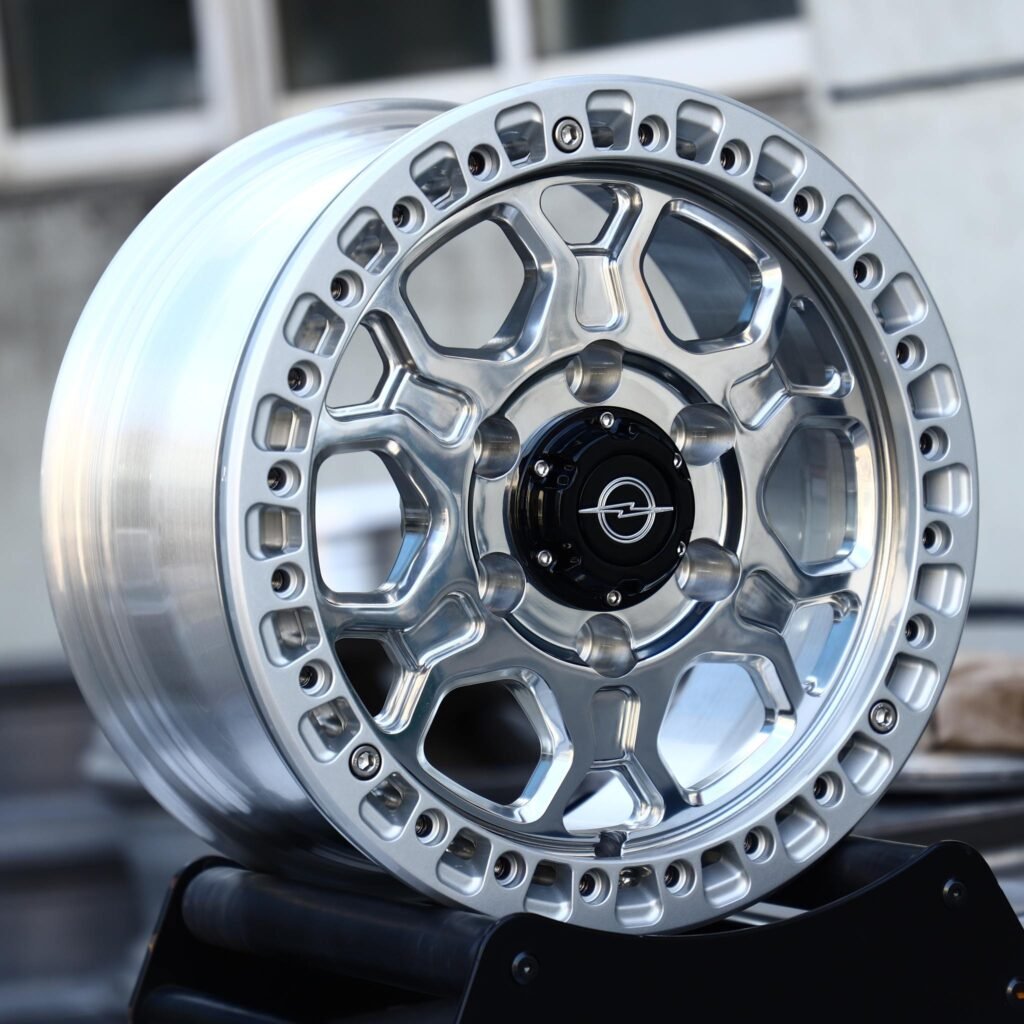 Opel Frontera B wheels – Polished Split-Spoke Beadlock (Opel OEM-Style), angled view