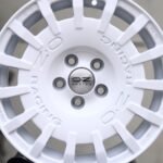 ANK-70964 — спицы крупным планом