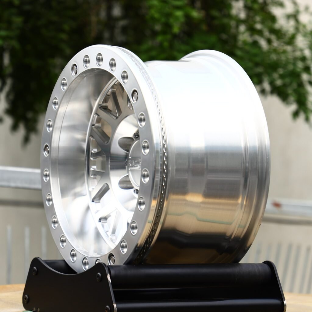 Chevrolet Silverado wheels – Paceling Bright Silver Beadlock, angled view