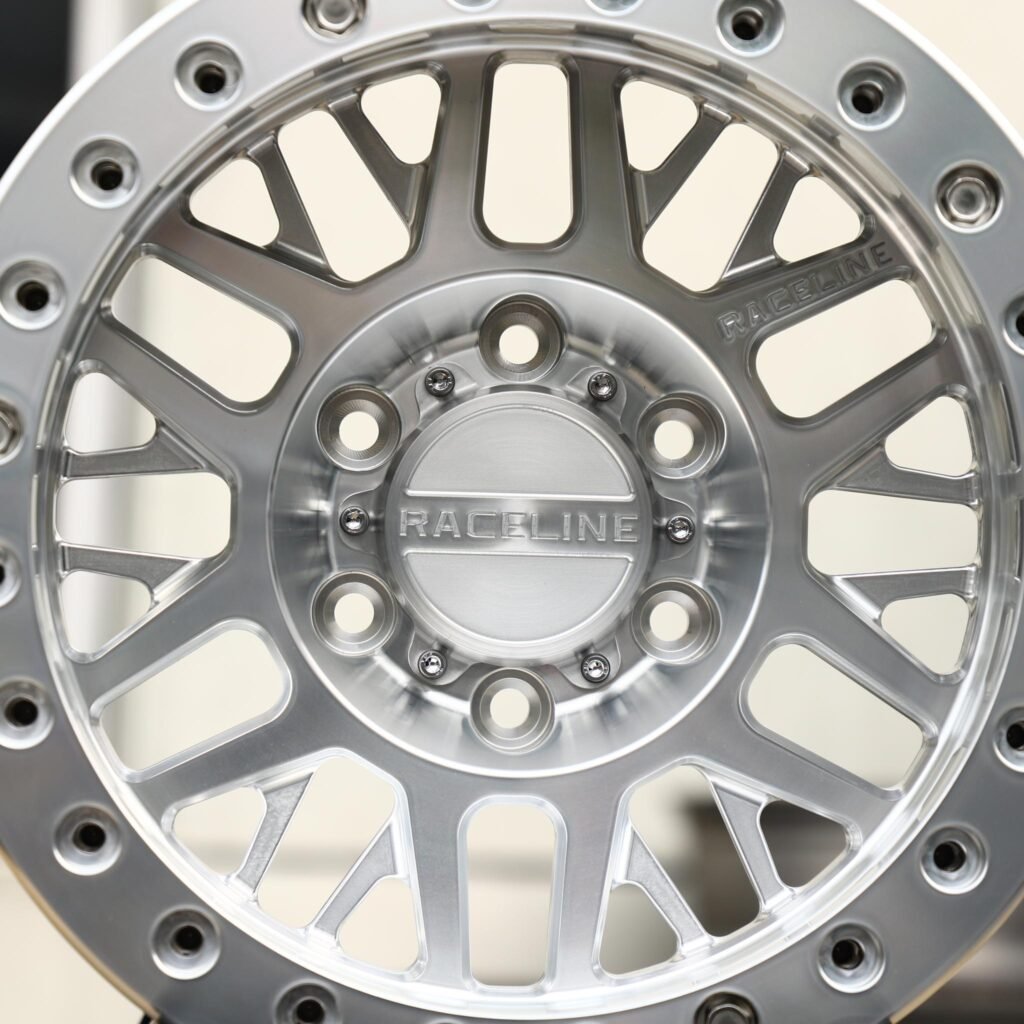 6x135 wheels – Paceling Bright Silver Beadlock, side view