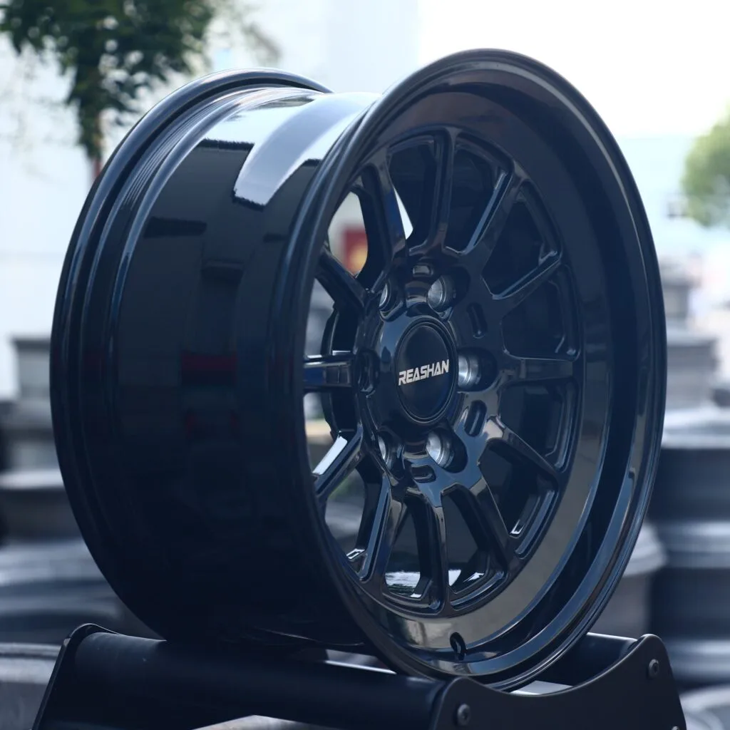 6x139.7 wheels – Patsha Custom Finish Deep Lip, side view