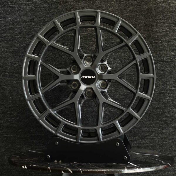 Porsche 911 wheels – Patsha Dark Gunmetal Double-Ring, front view
