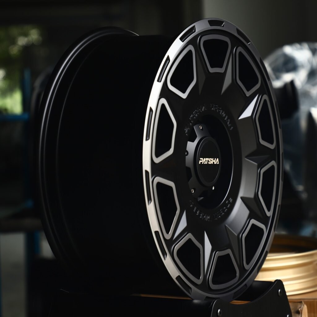 6x139.7 wheels – Patsha Gloss Black Machined Face, side view