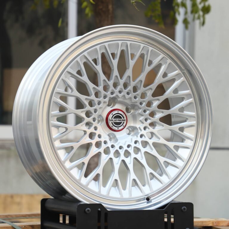 Ford Mustang wheels – Platinum Bright Silver Mesh Deep Lip, front view