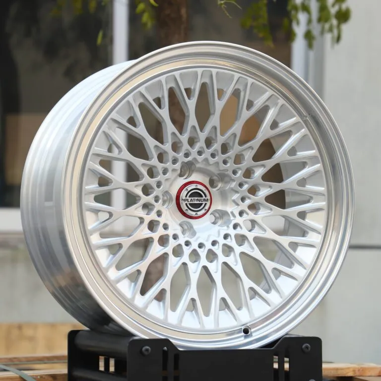 Ford Mustang wheels – Platinum Bright Silver Mesh Deep Lip, front view