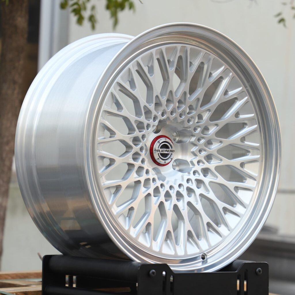 Chevrolet Corvette wheels – Platinum Bright Silver Mesh Deep Lip, angled view