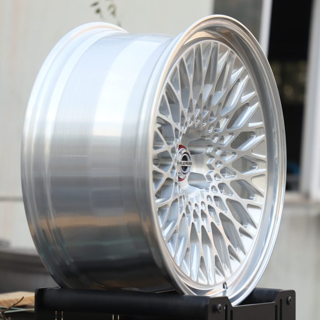 5x114.3 wheels – Platinum Bright Silver Mesh Deep Lip, side view