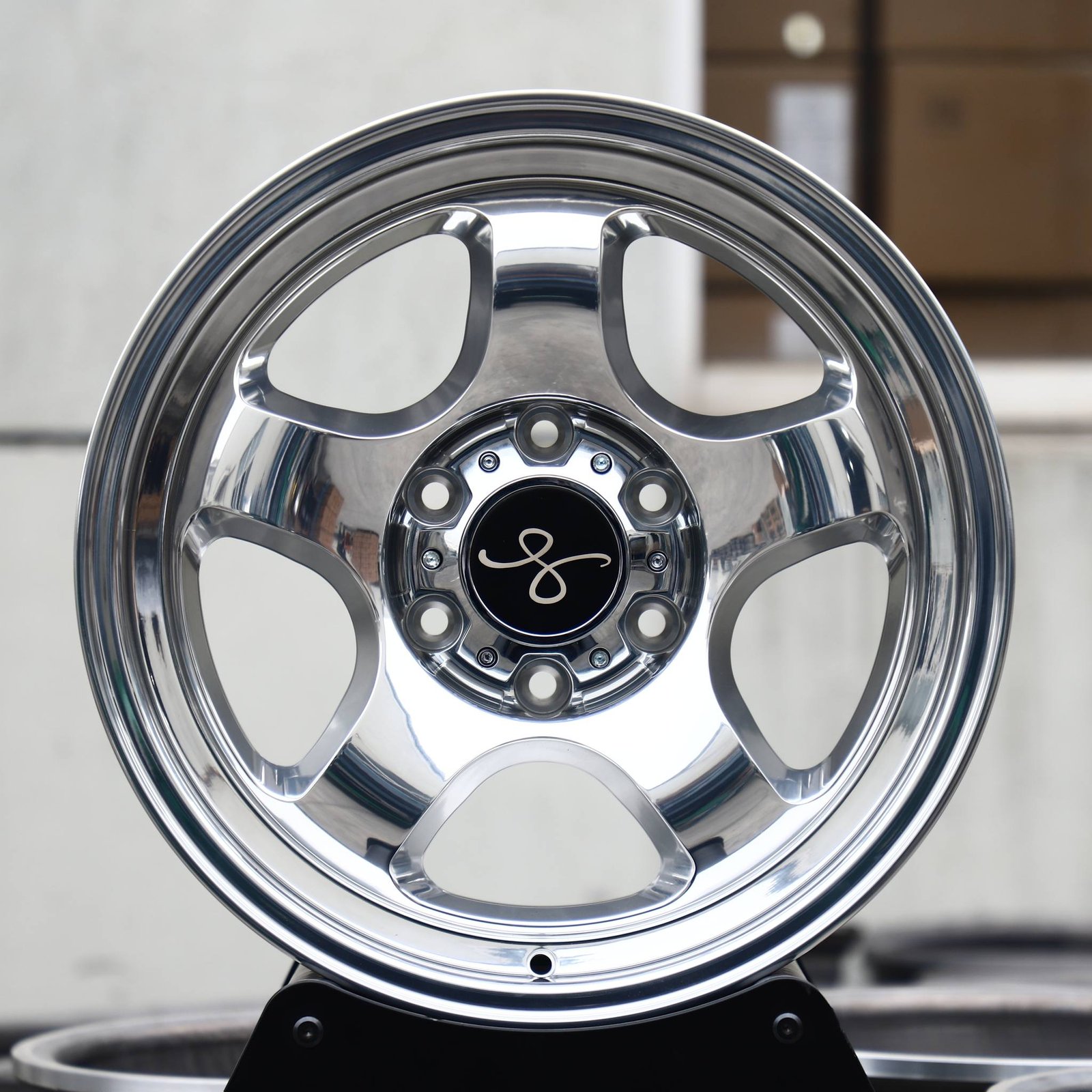 Ford F-150 wheels – Polished 5-Spoke Deep Dish, front view
