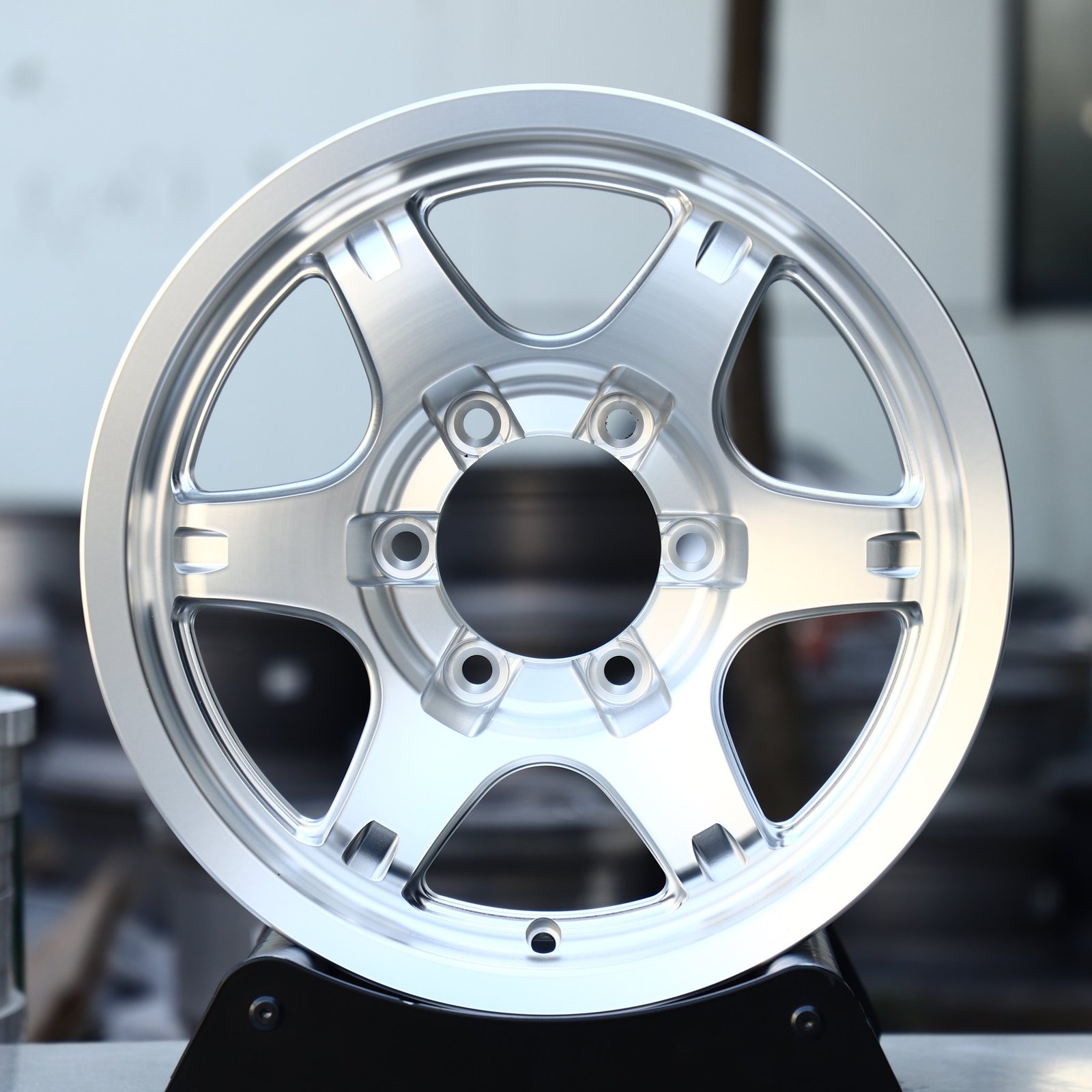 Ford F-150 wheels – Polished 6-Spoke, front view