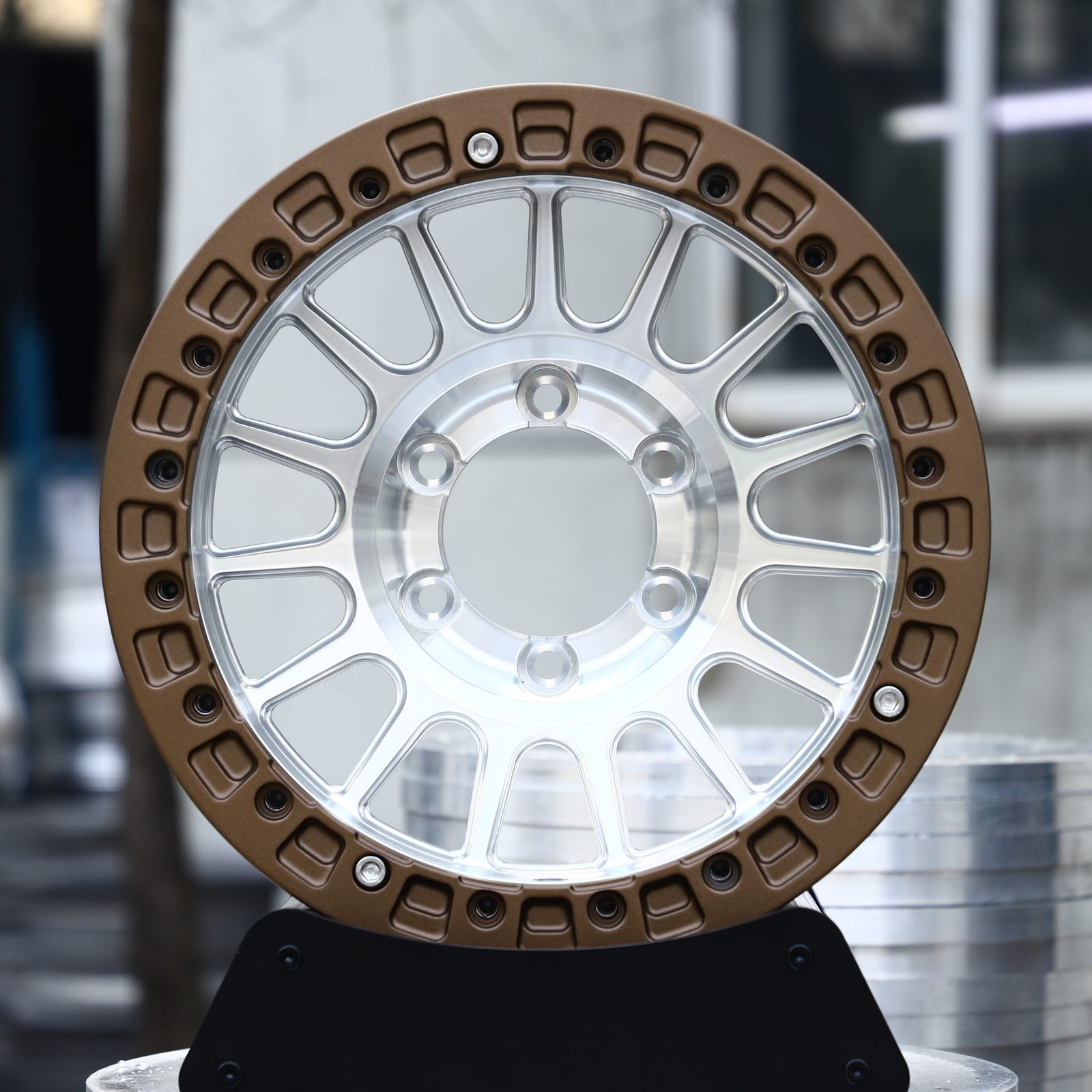 Ford F-150 wheels – Polished / Bronze Multi-Spoke, front view