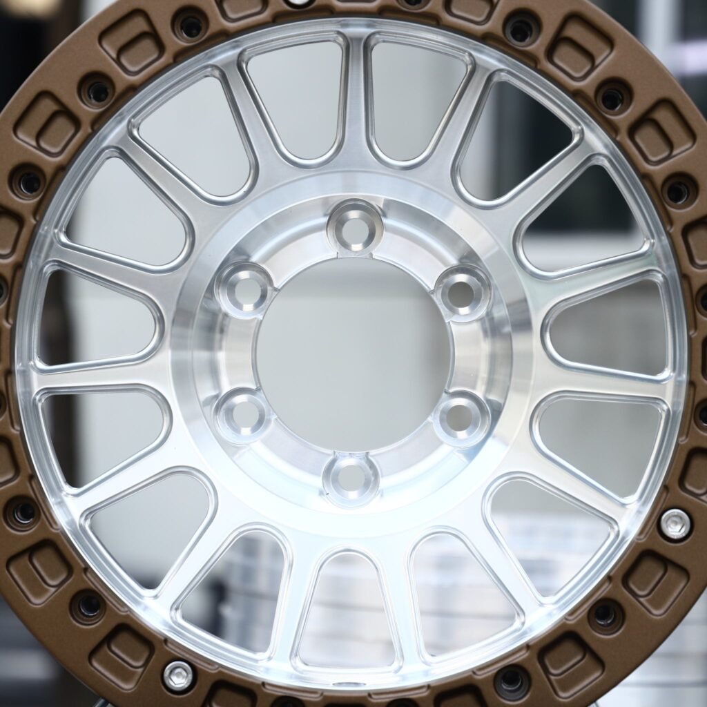 Toyota 4Runner wheels – Polished / Bronze Multi-Spoke, lip and barrel detail