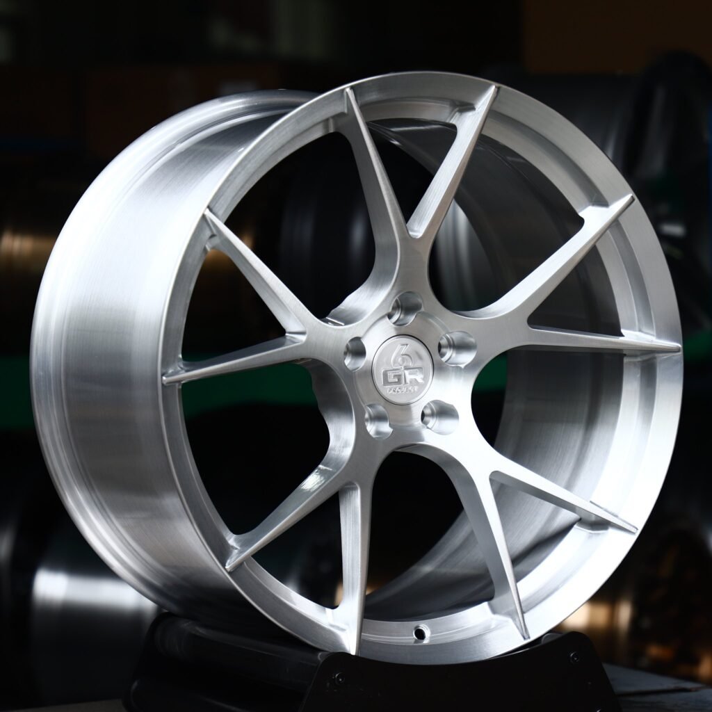 BMW M3 wheels – Brushed Silver 5 Y-Spoke, angled view