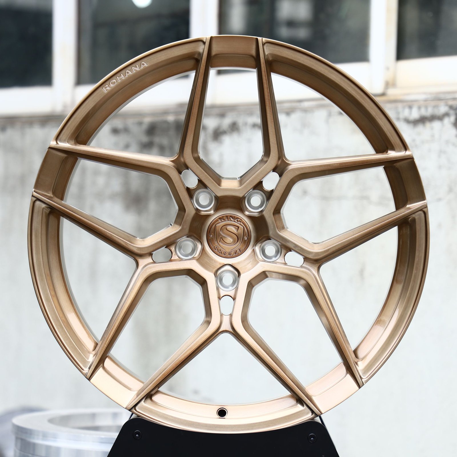 Porsche 911 wheels – Bronze 5 Split-Spoke, front view