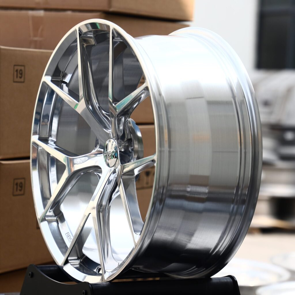 5x130 wheels – Chrome 10 Split-Spoke, side view