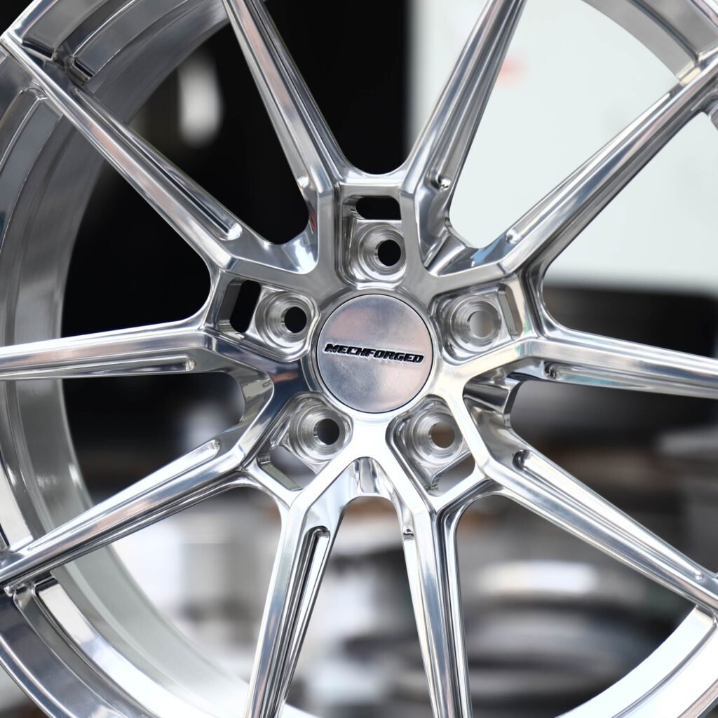 BMW M4 F82 wheels – Chrome 5 Y-Spoke, lip and barrel detail
