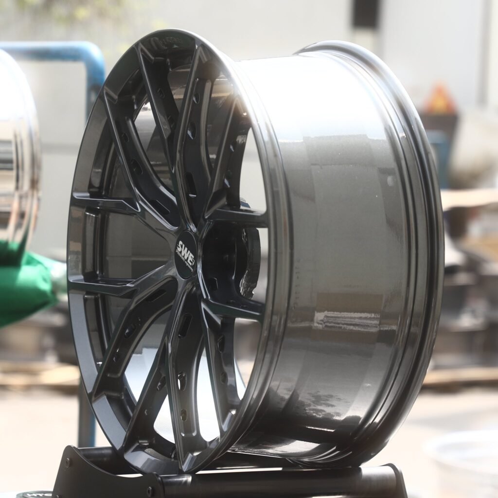 5x130 wheels – Gloss Black 5 Y-Spoke, side view