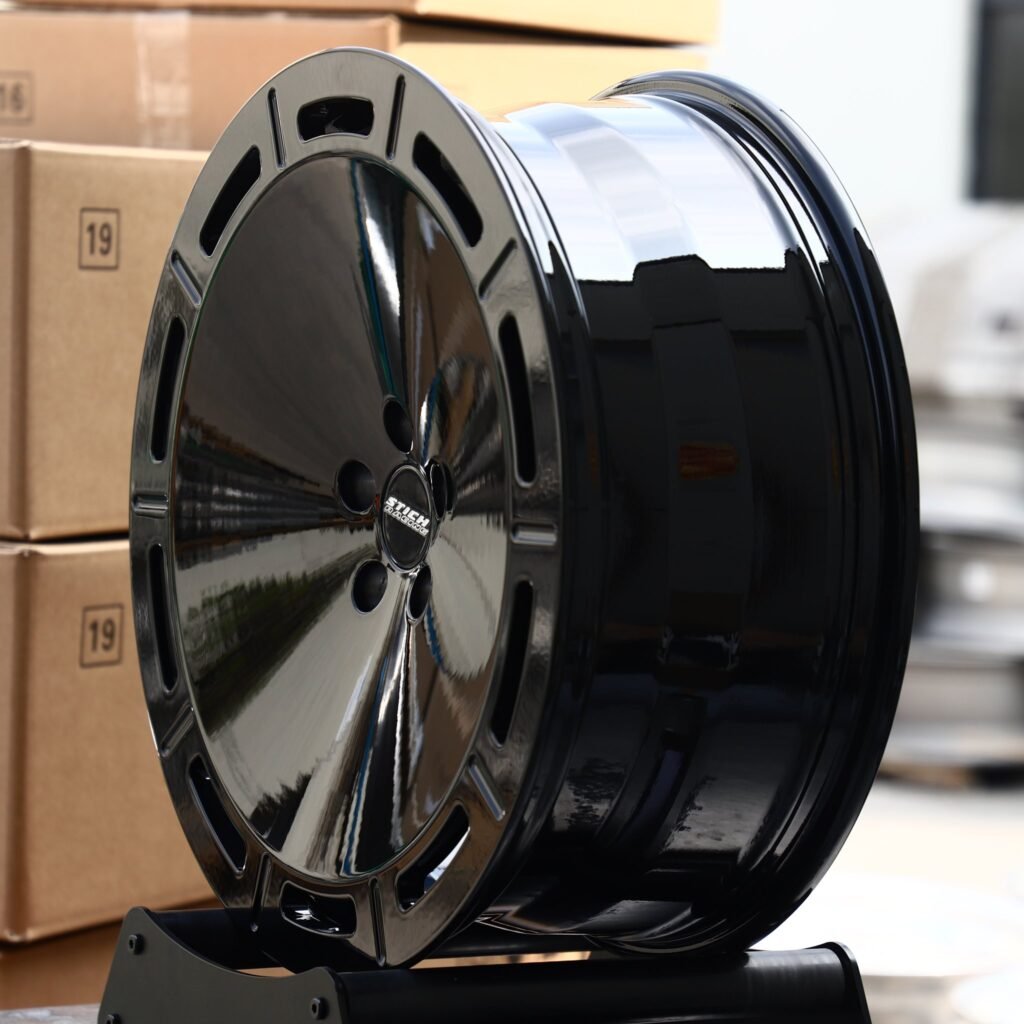 5x130 wheels – Gloss Black Full-Face, side view