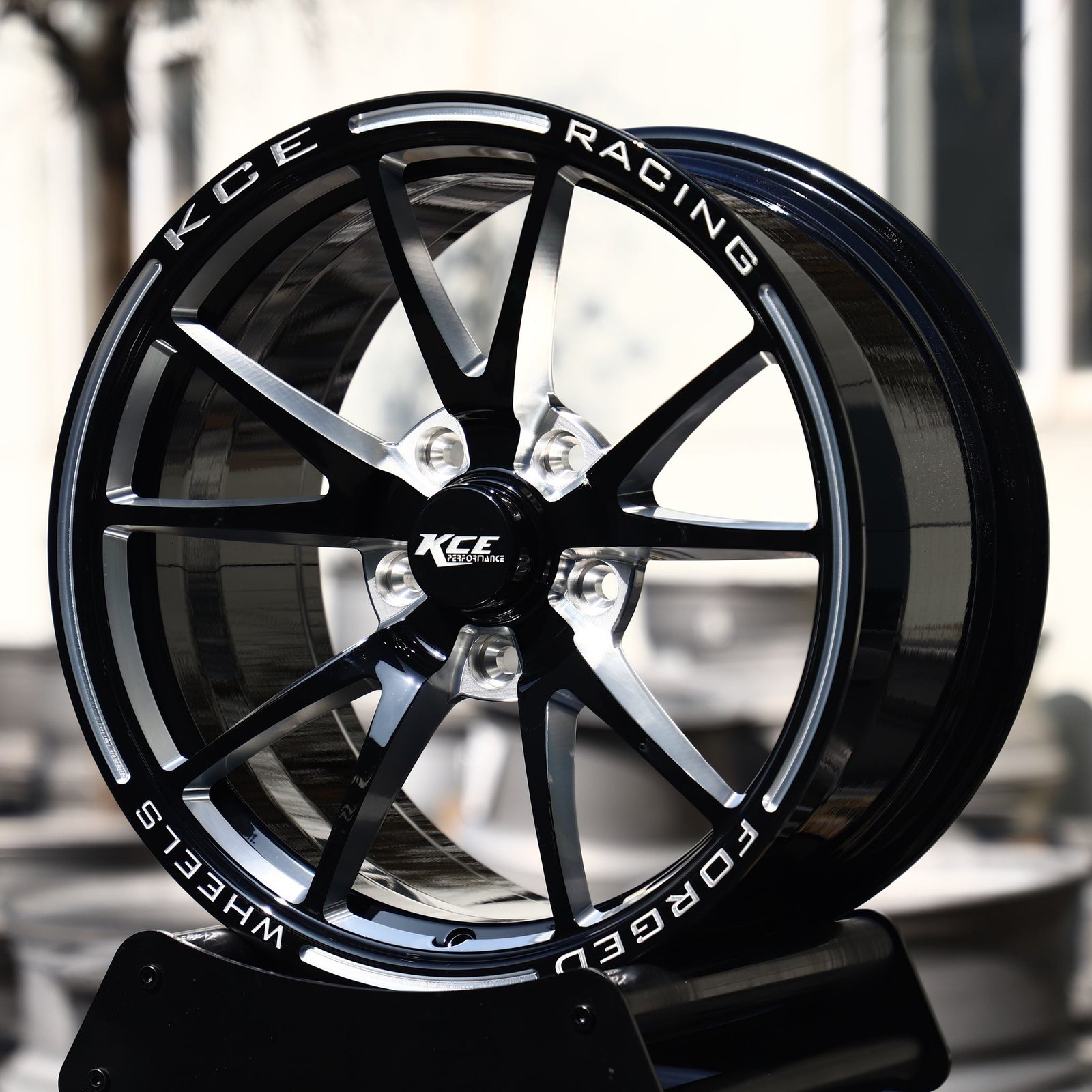 Porsche 911 wheels – Gloss Black Machined 10-Spoke Concave, front view