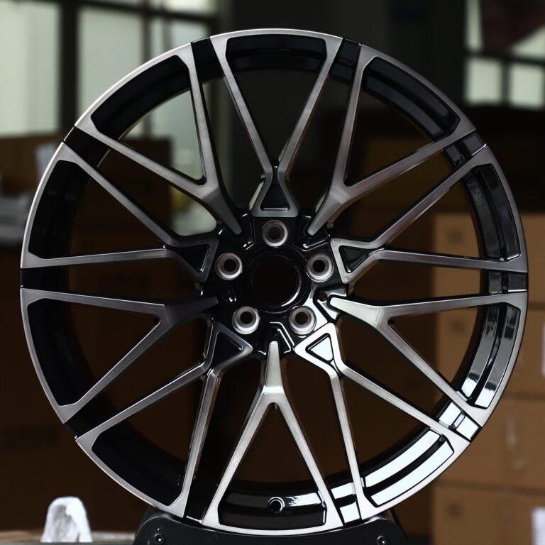 Porsche 911 wheels – Gloss Black Machined Mesh, front view