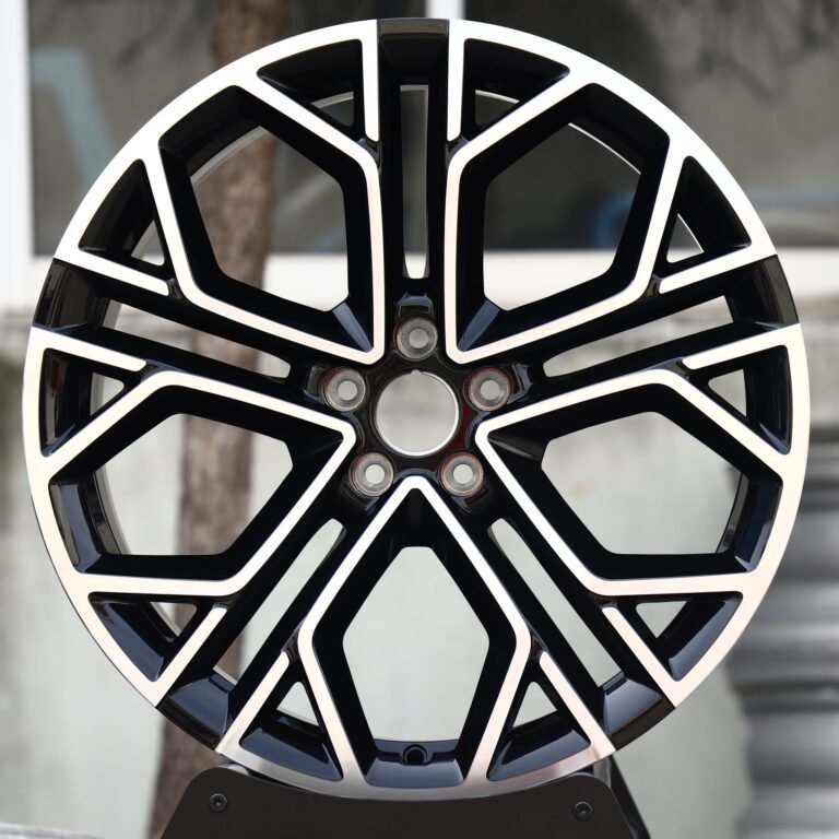 Porsche 911 wheels – Gloss Black Machined Multi-Spoke, front view