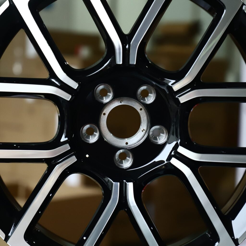 BMW M4 F82 wheels – Gloss Black Machined Multi-Spoke, lip and barrel detail