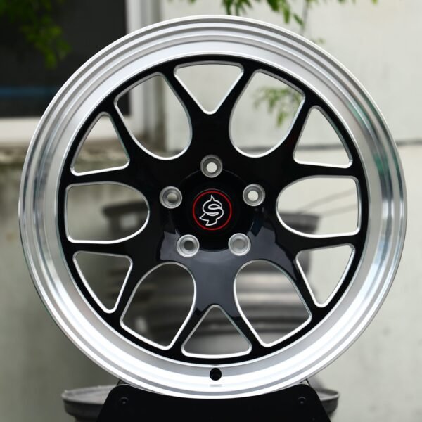 Porsche 911 wheels – Gloss Black Machined Y-Spoke Polished Lip, front view