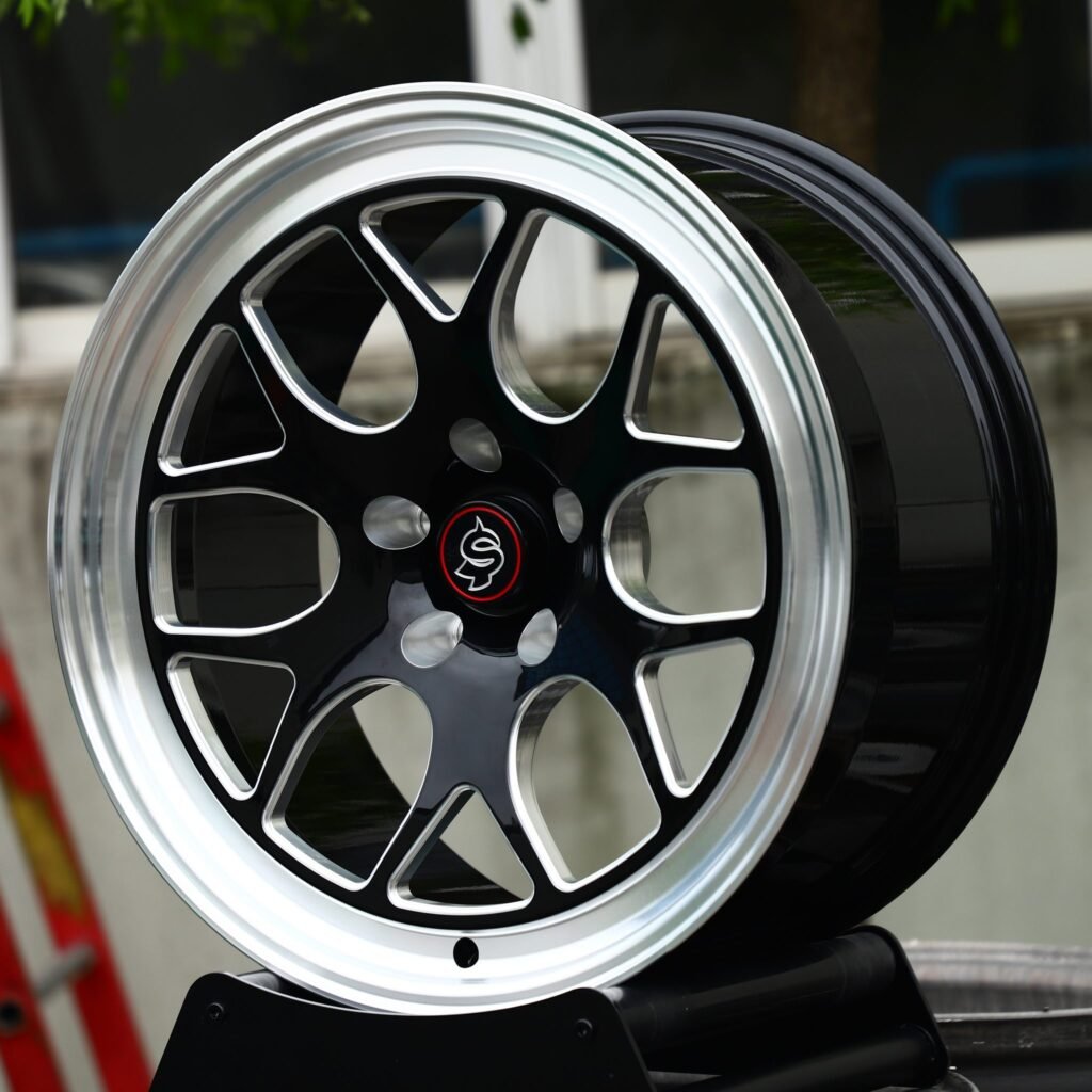 BMW M3 wheels – Gloss Black Machined Y-Spoke Polished Lip, angled view