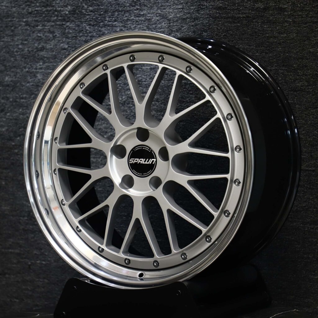 BMW M3 wheels – Silver Mesh Polished Deep Lip 2-Piece, angled view
