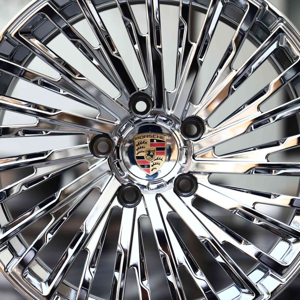 Porsche 911 wheels – Chrome Multi-Spoke Turbine (Porsche OEM-Style), lip and barrel detail