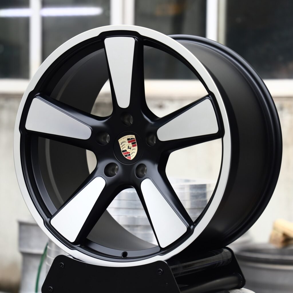 Porsche Panamera wheels – Gloss Black / Machined 5 Split-Spoke (Porsche OEM-Style), angled view