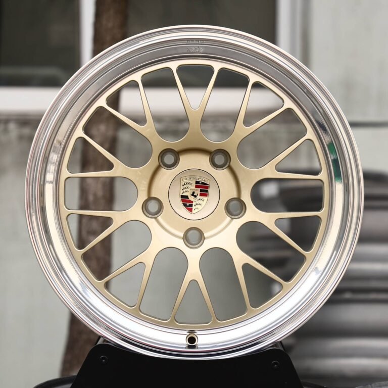 Porsche 911 wheels – Gold Mesh Polished Deep Lip (Porsche OEM-Style), front view