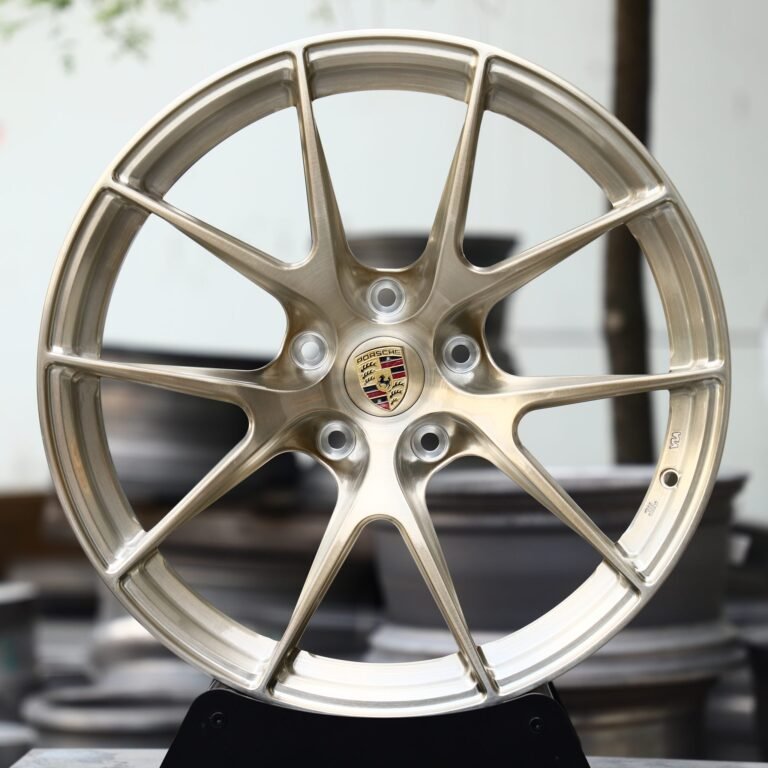 Porsche 911 wheels – Transparent Gold 5 Y-Spoke (Porsche OEM-Style), front view
