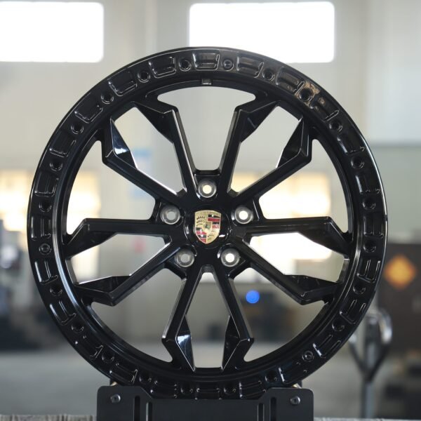 Porsche 911 992 wheels – Gloss Black Petal Beadlock (Porsche OEM-Style), front view