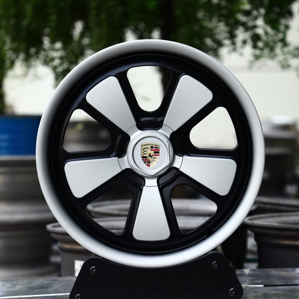 Porsche Style Gloss Black 5-Spoke Forged Wheels - Porsche 911 / Porsche Panamera Fitment (5-Lug) Monoblock forged wheel