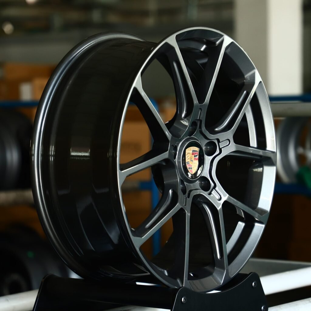 5x130 wheels – Gloss Black / Gunmetal Custom, side view