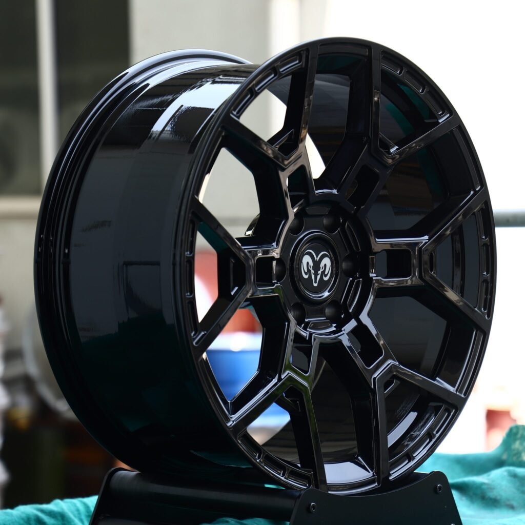 6x139.7 wheels – Gloss Black Split-Spoke (Ram OEM-Style), side view