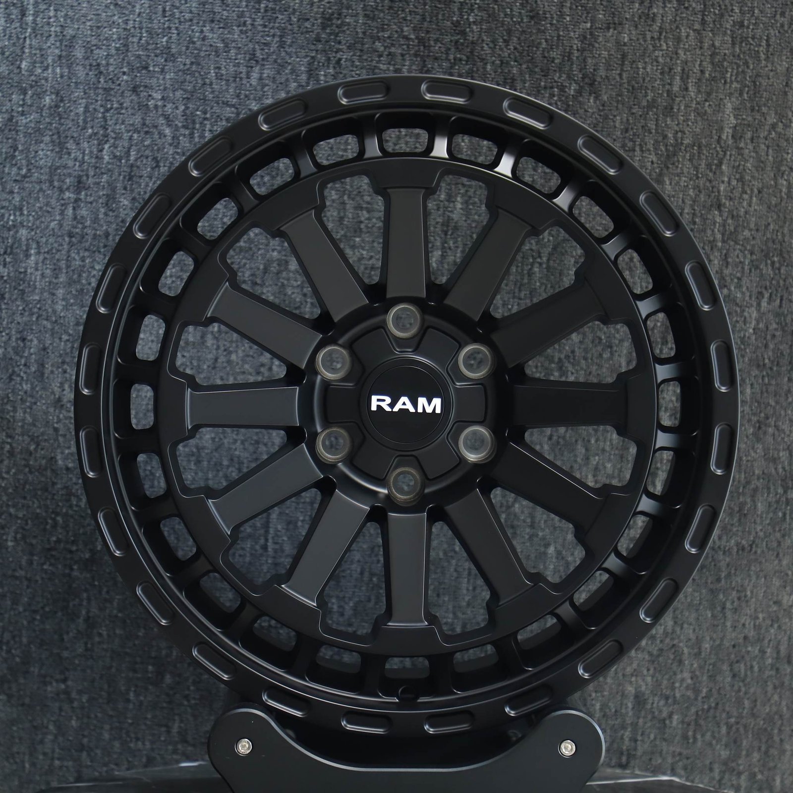 Ram 1500 wheels – Custom Finish 12-Spoke Double Ring Lip (Ram OEM-Style), front view