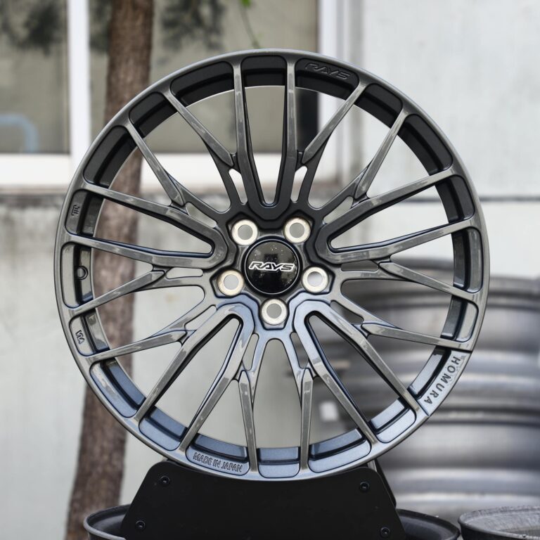 Porsche 911 wheels – Gunmetal Mesh Multi-Spoke (Rays-Style), front view
