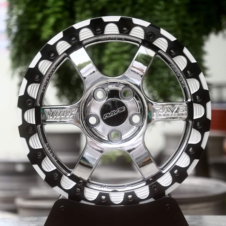Honda Civic Type R wheels – Mirror Polished 6-Spoke Black-Ring Beadlock (Rays-Style), front view