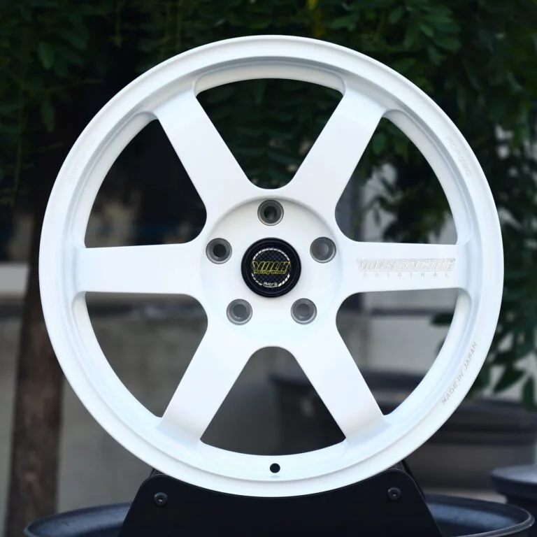 Rays-Style TE37 Saga Gloss White 6-Spoke Forged Wheels – Toyota GR86 / WRX, front view