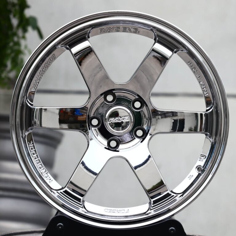 Toyota GR86 wheels – Chrome 6-Spoke (Rays Volk Racing TE37-Style), front view