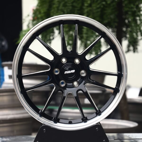 Nissan 370Z wheels – Gloss Black 14-Spoke Polished Deep Lip (Rays-Style), front view