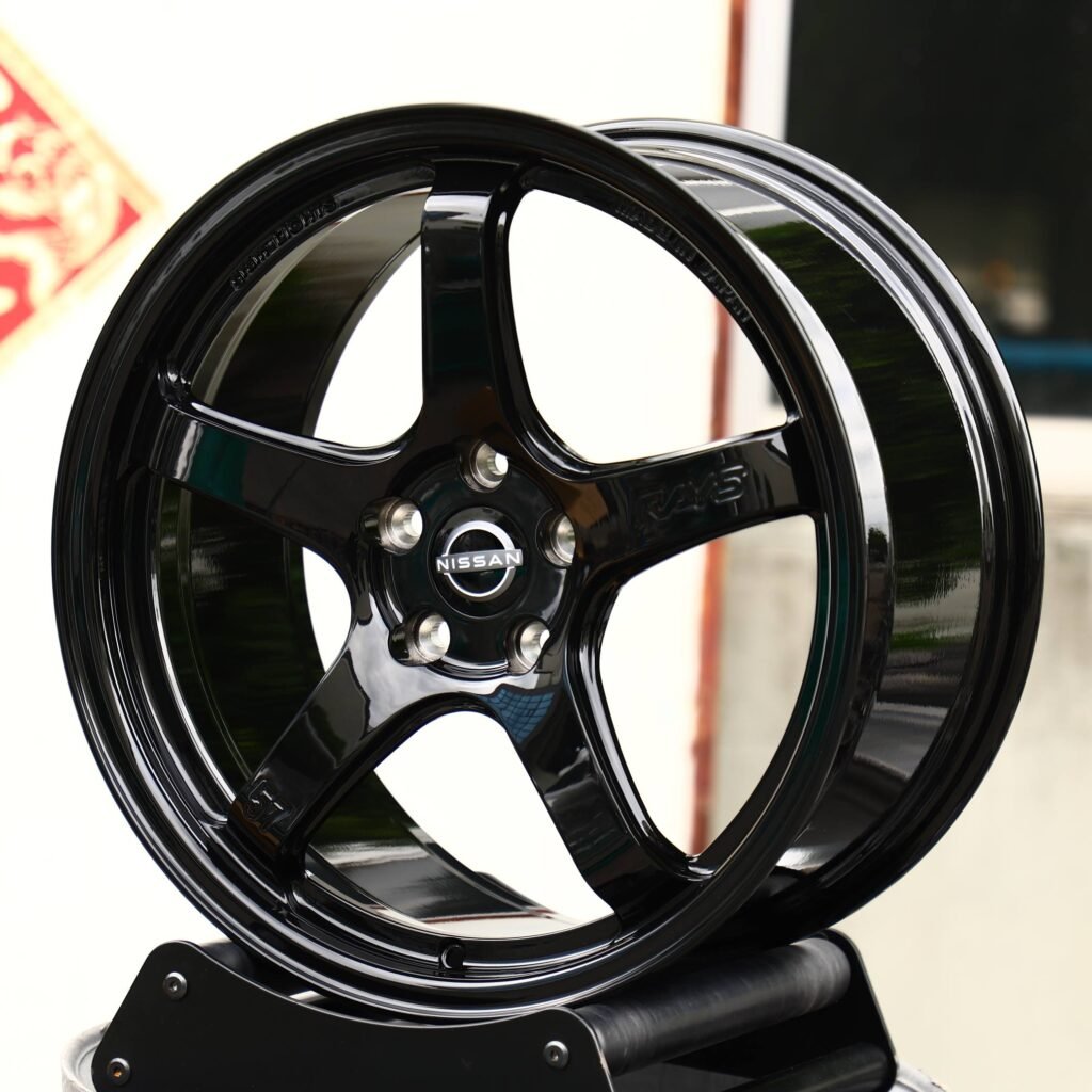 Rays Volk Racing Gloss Black 5-Spoke Deep Lip Forged Wheels - Nissan GT-R / Nissan 370Z Fitment (5-Lug) view 2