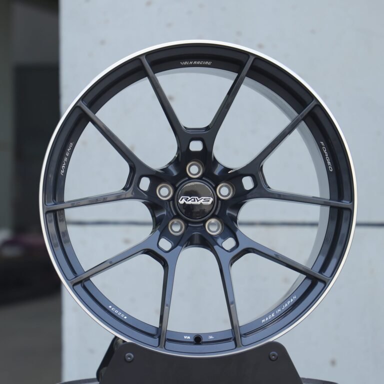 Nissan 370Z wheels – Rays Volk Racing Gloss Black 5 Y-Spoke, front view